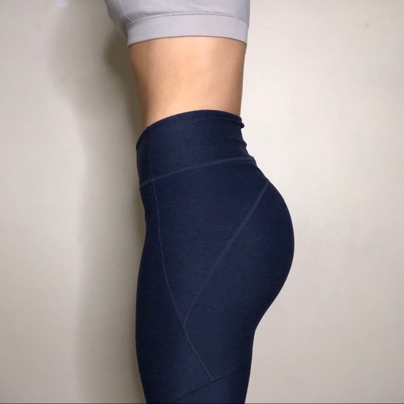 Outdoor Voices 28” leggings - Picture 2 of 6